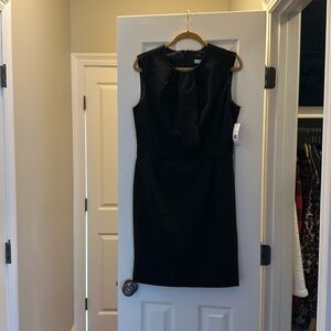 Larry Levine sz 10 round neck black knee length prof. dress. NWT